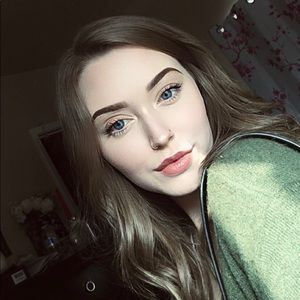 Meet your Posher, Kat